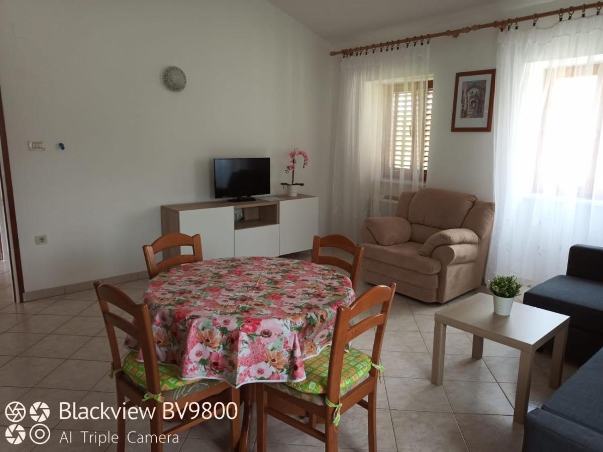 Apartments Vodaric Loznati Cres Bagian luar foto